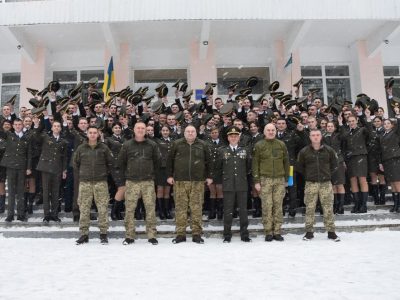 Близько вісімдесяти спеціалістів зв’язку поповнили Збройні Сили України  