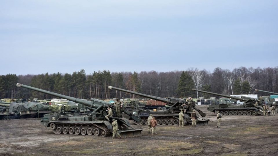Триває злагодження підрозділів, що мають на озброєнні САУ 2С7 «Піон»