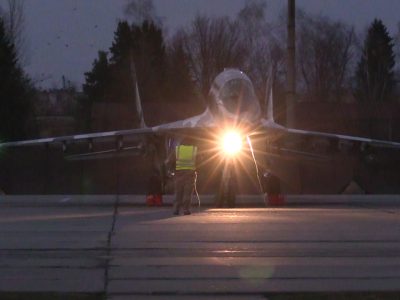 Льотчики-винищувачі Івано-Франківської бригади тактичної авіації взяли участь у нічних польотах  