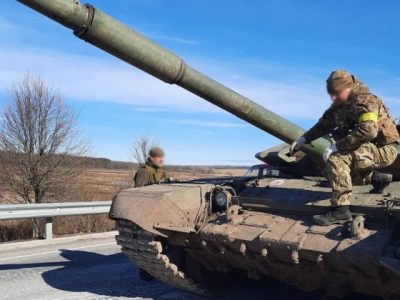 На Чернігівщині захоплено військову техніку ворога та полонених  