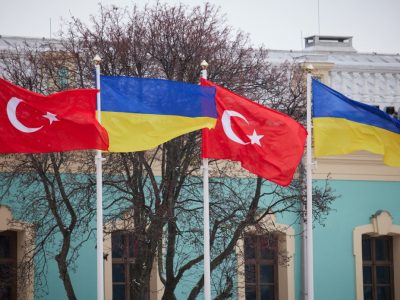 У присутності президентів між Україною й Туреччиною підписано низку документів, які сприятимуть значному збільшенню товарообігу двох країн