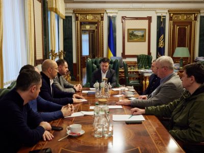 Глава держави провів термінову нараду у зв’язку з початком Росією військової операції проти України  