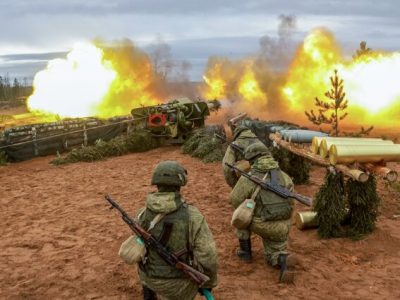 Російські окупанти хочуть використати місцевих жителів ОРДЛО  як живий щит