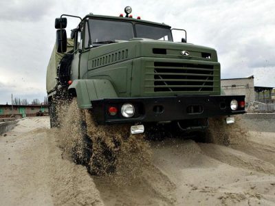 Вивчаються можливості уніфікації автомобільної бази для Збройних Сил України  
