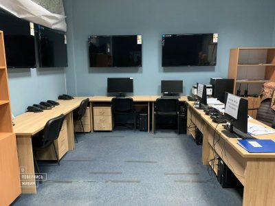 Волонтери передали обладнання Командуванню Сил територіальної оборони