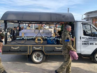 На Буковині простилися із загиблою землячкою, офіцером ВМС Вірою Анатій  