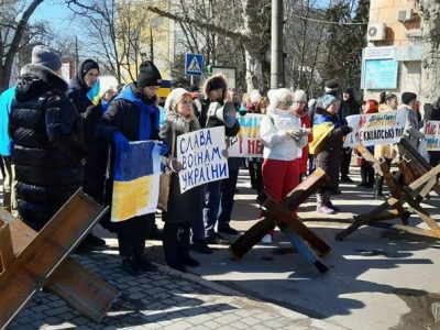 Херсонці виступають проти «референдуму» про створення незаконної республіки «ХНР»  