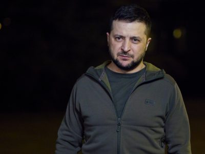 Ми всі повинні зупинити Росію. Світ повинен зупинити війну – Володимир Зеленський  