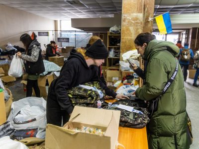 У Дніпрі люди згуртувалися задля перемоги у війні з російськими військовими злочинцями  