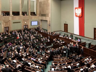 Польський Сейм має підстави «визнати путіна воєнним злочинцем» – резолюція  