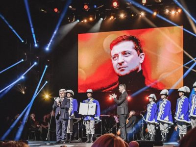 Словаччина нагородила Президента України держпремією – символом свободи та надії  