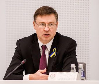 ЄС перерахував Україні ще 300 мільйонів євро на підтримку економіки в умовах війни  