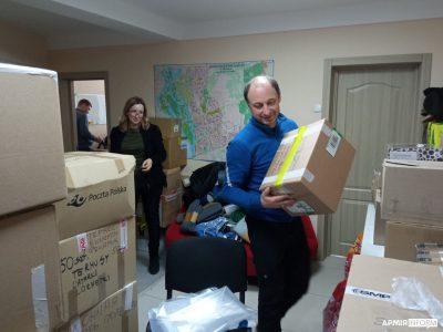 Як київські волонтери війську допомагають  
