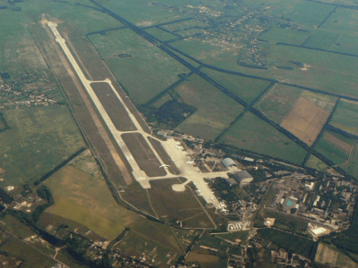 Військове керівництво рф усунуло командира від обов’язків за провал завдання на аеродромі Гостомель  