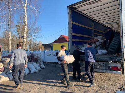 17 тонн картоплі для Києва, Харкова та Запоріжжя зібрали в громаді на Рівненщині  