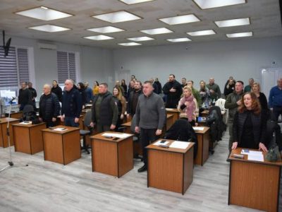 No-Fly Zone: на Рівненщини люди збирають підписи до НАТО, а депутати голосують звернення  