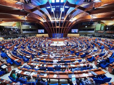 ПАРЄ повністю підтримала розслідування злочинів рф проти людяності та геноциду в Україні  