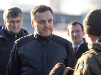 На тлі російської агресії лише на сході України близько 40 тисяч людей залишилися без світла та їжі  