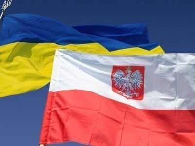 Польща скерує в Україну третій пакет обладнання для відновлення енергетичного сектору  
