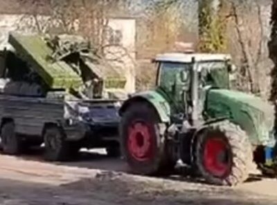 На Чернігівщині окупанти вилучають трактори для евакуації своєї військової техніки