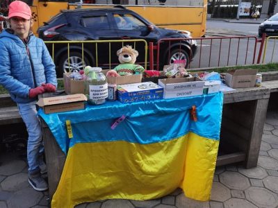 В Одесі діти організували збір коштів на потреби ЗС України, продаючи власні іграшки  