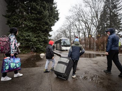 З Києва евакуювали ще 270 дітей і літніх людей до Австрії й Німеччини  