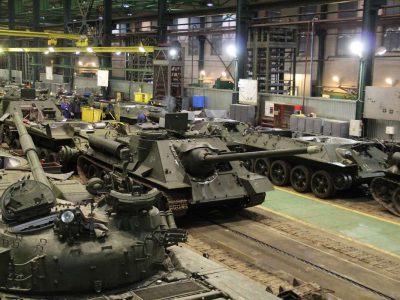 В рф зупиняється виробництво нових танків через фінансові проблеми та відсутність імпортних комплектуючих  