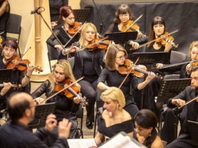 У Львові відбудеться благодійний концерт «Незламні» для збору коштів на підтримку ЗСУ  