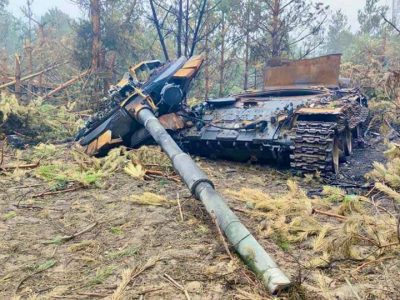 Результат бою під Києвом: російські танки – на металобрухт  