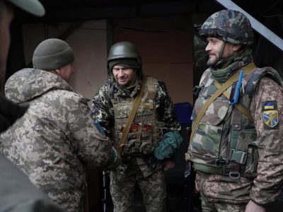 Стрижень Тероборони – цивільні люди, які стали у стрій на захист України  