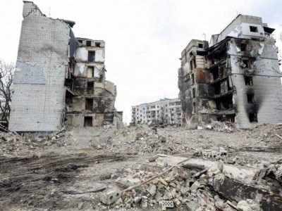 У семи областях почали відновлювати зруйновані загарбниками об’єкти інфраструктури