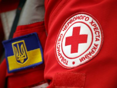 Червоний Хрест закликав негайно надати доступ до Маріуполя для евакуації цивільних осіб та поранених  