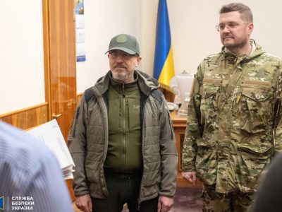 Олексій Резніков та Іван Баканов вручили нагороди захисникам України та обговорили співпрацю між відомствами  