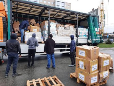 Щодня тисячі українців отримують допомогу з Чернівецької області  