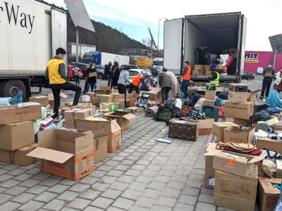 Понад 270 тисяч тонн гуманітарної допомоги завезли в Україну  