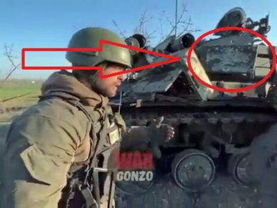 Окупанти намагалися видати «трофейний» танк за свій: видала Z-свастика  