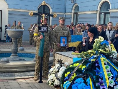 У Чернівцях простилися із загиблим захисником Олександром Баланецьким  