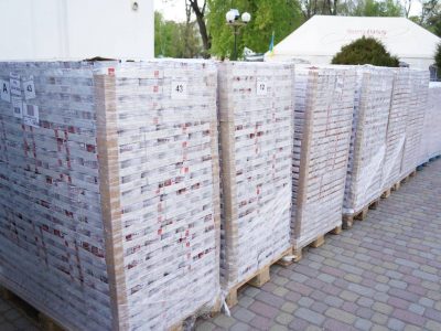 500 тонн гуманітарної допомоги від Польщі розподіляють між волонтерськими штабами Полтавщини  