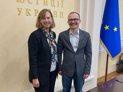 Надання допомоги у розслідуванні військових злочинів Міністр юстиції України обговорив із Крістіною Квін