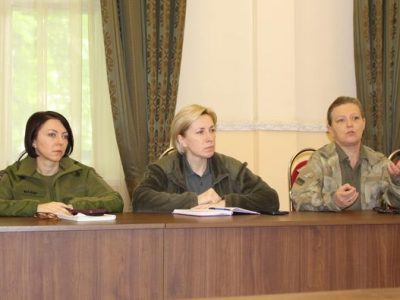 Ганна Маляр, Ірина Верещук та Юлія Лапутіна зустрілися з родинами захисників «Азовсталі»  