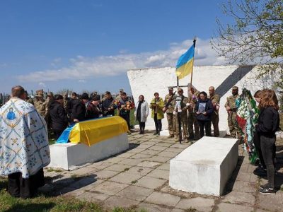20-річного захисника Маріуполя танкіста Захара Королькова поховали на Житомирщині  