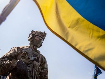 Державними нагородами відзначено 216 військовослужбовців ЗС України, 53 – посмертно  
