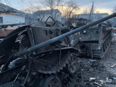 Ворог намагається покращити тактичне положення в районі Ізюма та відновити наступ на місто Слов’янськ  