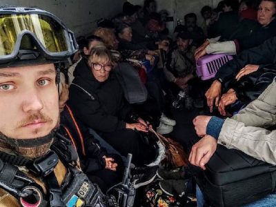 Попри потужні обстріли з Луганщини вдалося евакуювали ще 37 осіб  