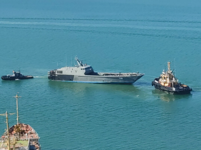 У напрямку острова Зміїний відзначено перехід десантного катера «Дюгонь» та 2-х протидиверсійних катерів “Раптор”