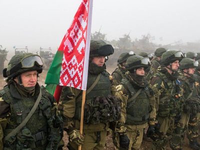 На десятьох полігонах білорусі на кінець травня запланована перевірка бойової готовності армії  