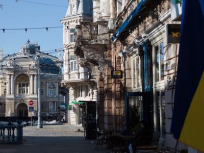 В Одесі та області скоротили комендантську годину  