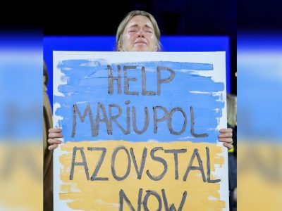 Лілія Літковська закликала врятувати Маріуполь та «Азовсталь» на модному показі в Лондоні  