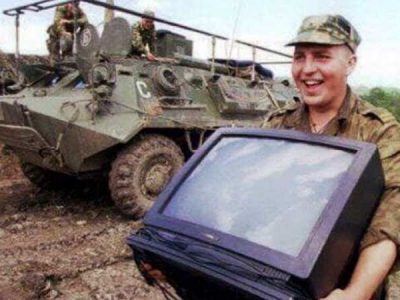 «Росіянин, який не вкраде, не росіянин», або Чи повернеться «батя» з гостинцями?  