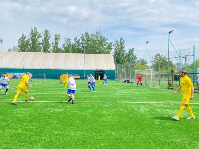 У Києві професійні футболісти та воїни ЗСУ зіграли футбольний матч «Все буде Україна»  